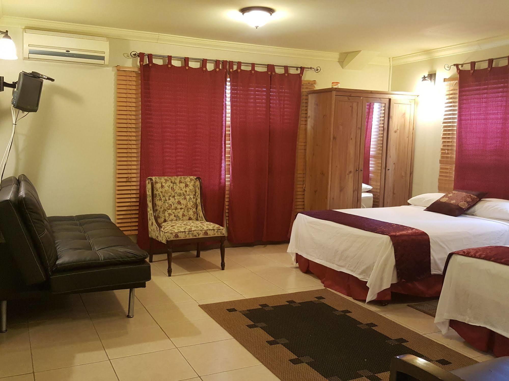 Savannah Maison Guest House Port of Spain Exteriör bild