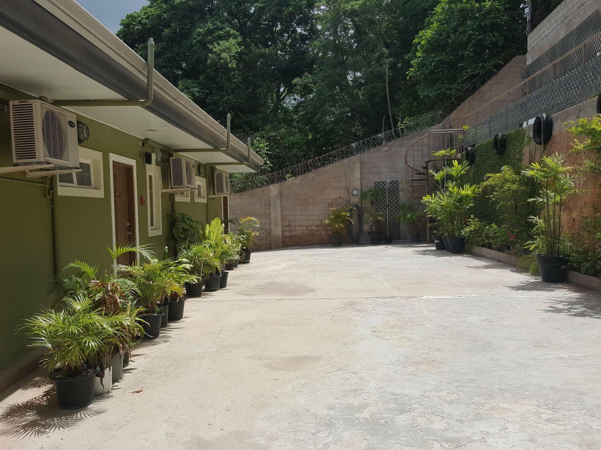 Savannah Maison Guest House Port of Spain Exteriör bild